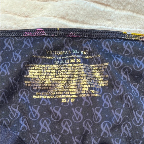 Floral and Leopard Print Bikini with Gold Chain - Picture 3 of 5